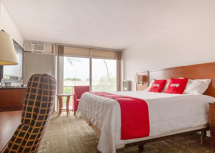 Americas Value Hotel